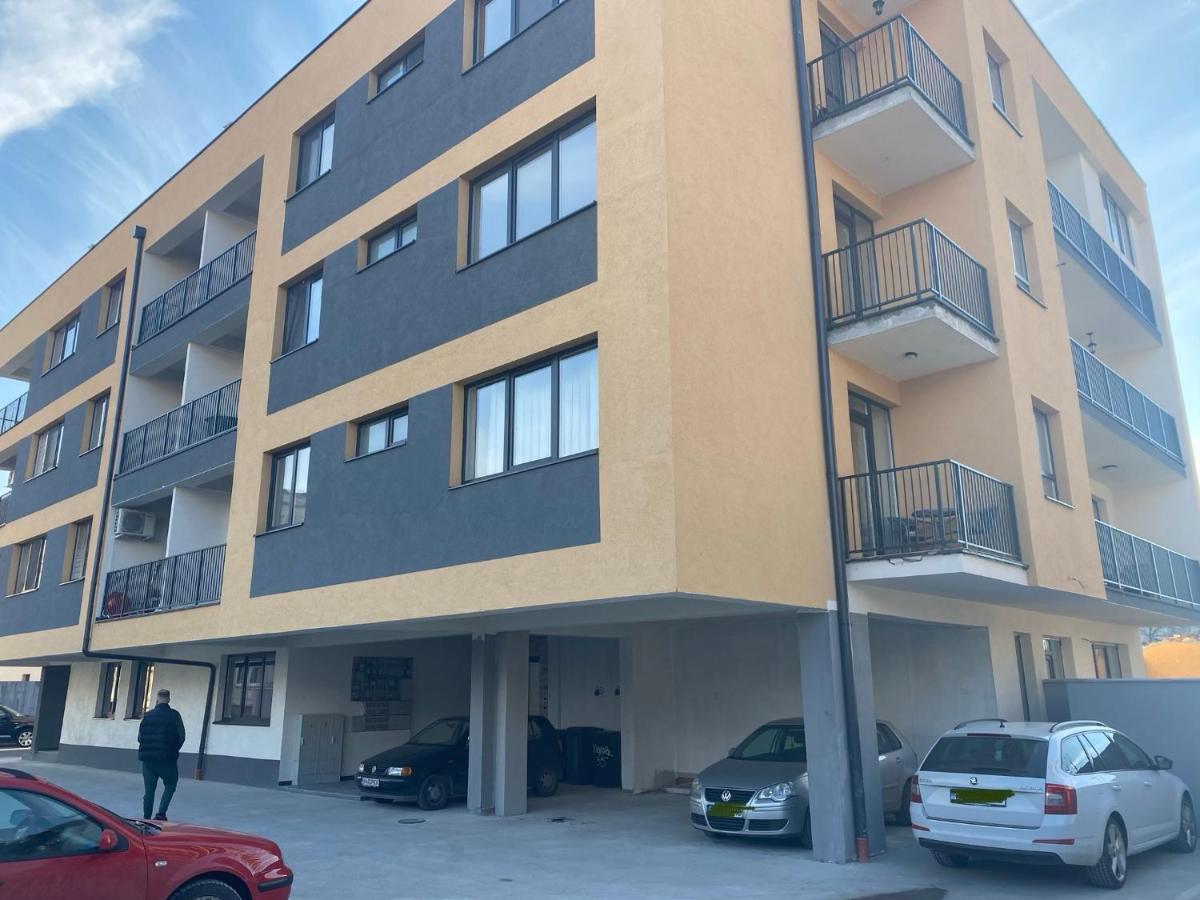 Olivia Home Орадя Экстерьер фото