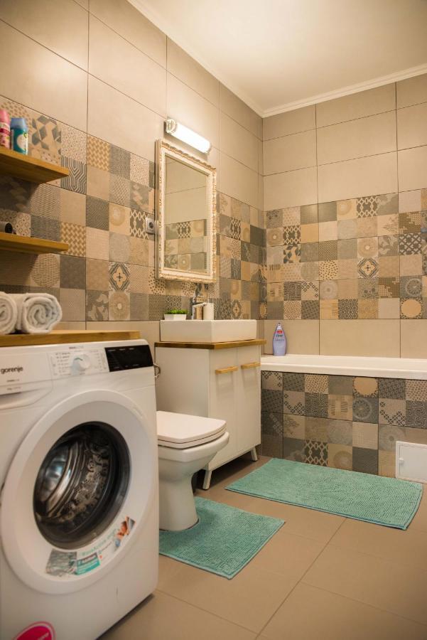 Olivia Home Орадя Экстерьер фото